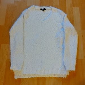 3/30$Sweaters! V-neck sweater